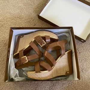 AUDREY BROOKE Medium Natural LL  Abceclia